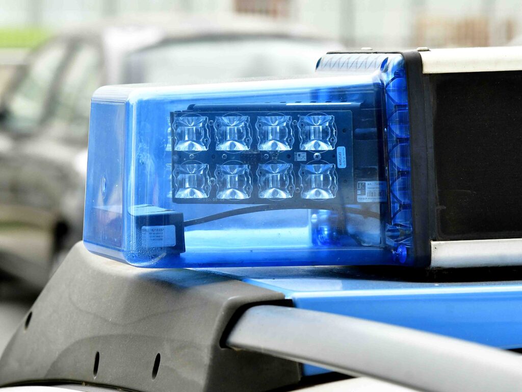Duissern: Motorradfahrer ohne Fahrerlaubnis bei Unfall schwer verletzt