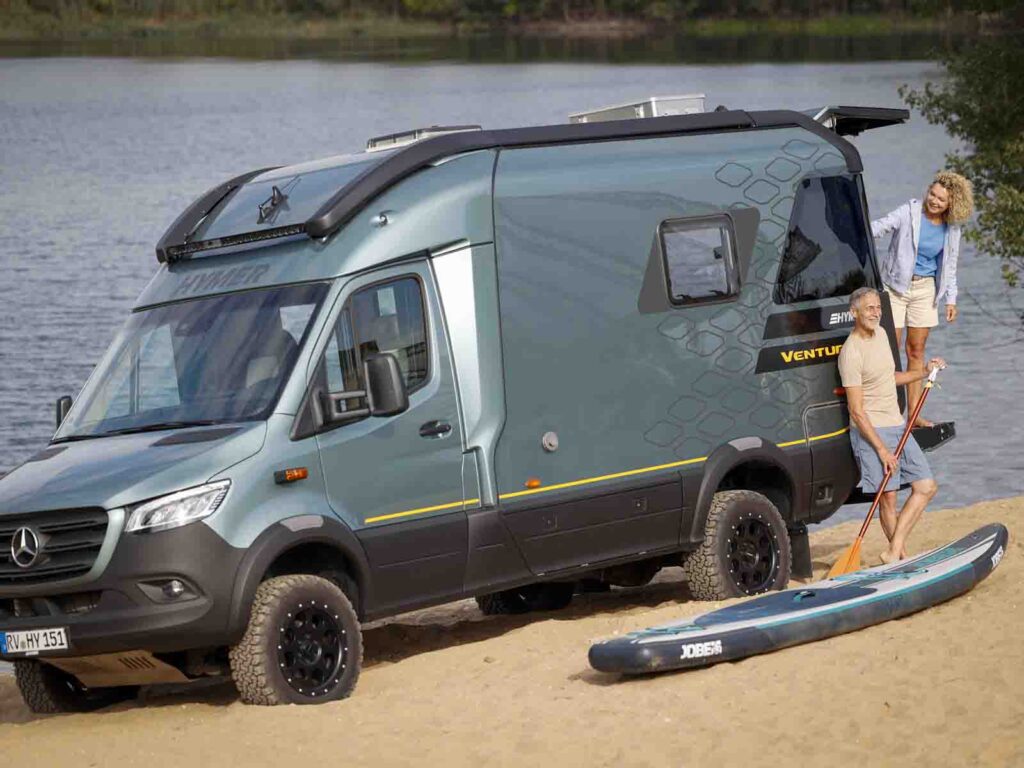 CARAVAN SALON DÜSSELDORF: Caravaning beliebter denn je Der Hymer Venture S definiert eine neue Fahrzeug-Kategorie