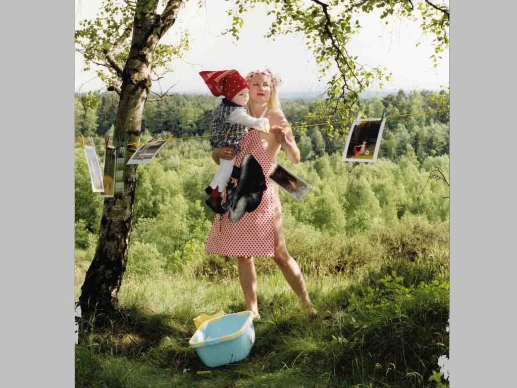 Bild mit Frau und Kind