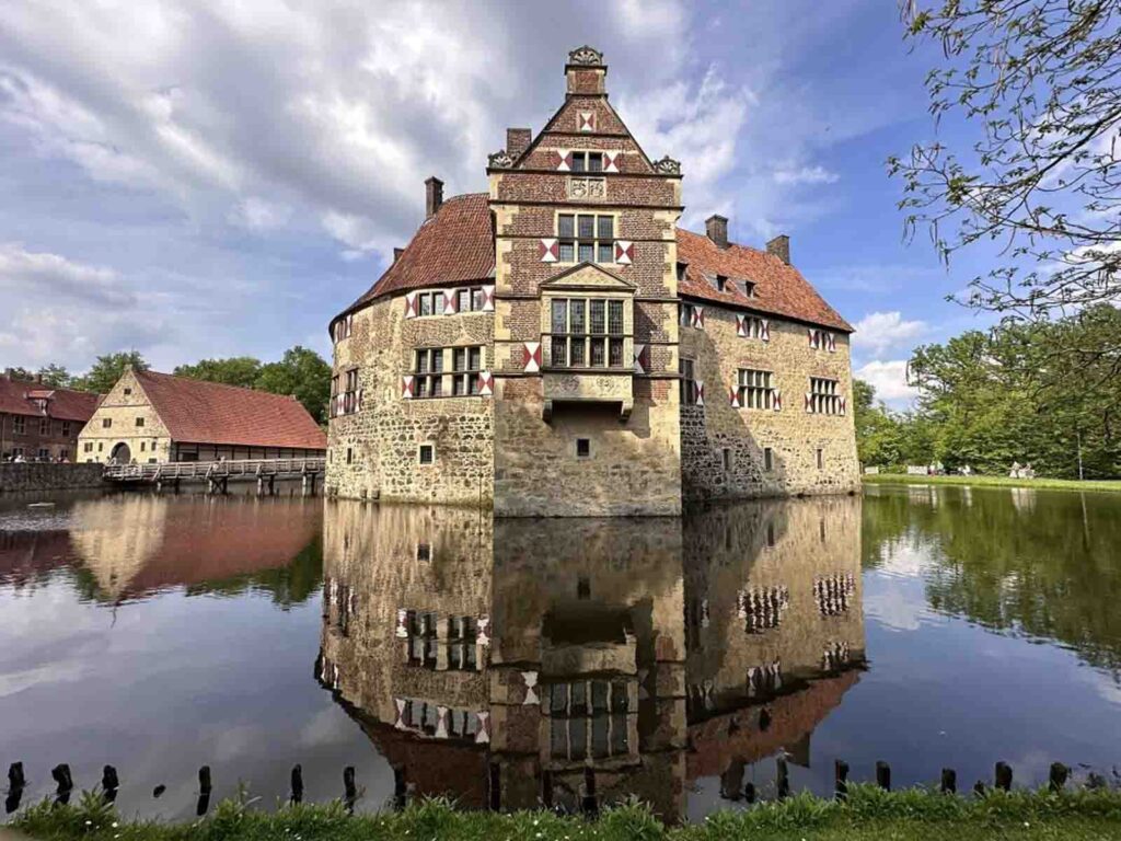 Märchenhafte Burg Vischering (Wasserschloß)