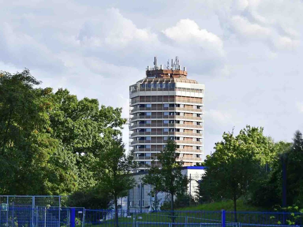 Hotelturm der Sportschule Wedau