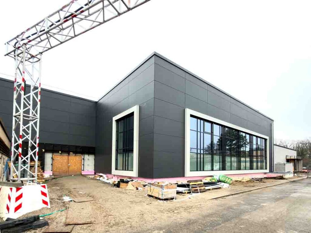 Baustelle Hallenbad-Süd in DU-Großenbaum