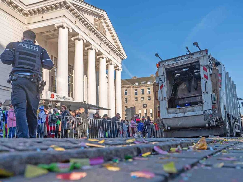 Rosenmontag: Wirtschaftsbetriebe Duisburg reinigen Zugstrecke – Müllabfuhr verschiebt sich Straßenreinigung