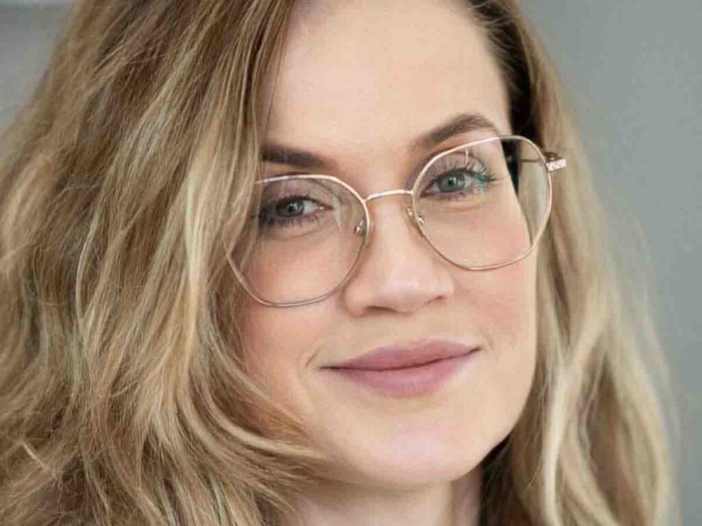 KI und Sicherheit im Fokus – Prof. Dr.-Ing. Alexandra Dmitrienko erforscht beides Portrait