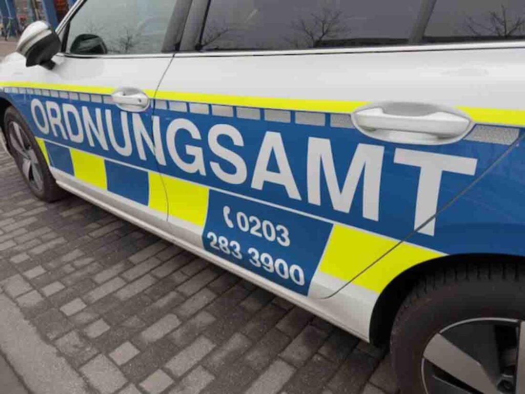 Einsatzfahrzeug des Duisburger Bürger- und Ordnungsamtes