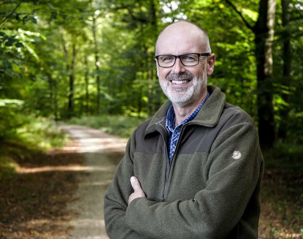 Person im Wald