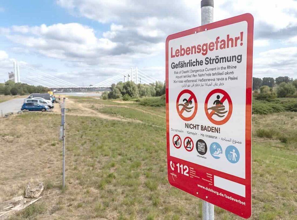 Hinweisschild
