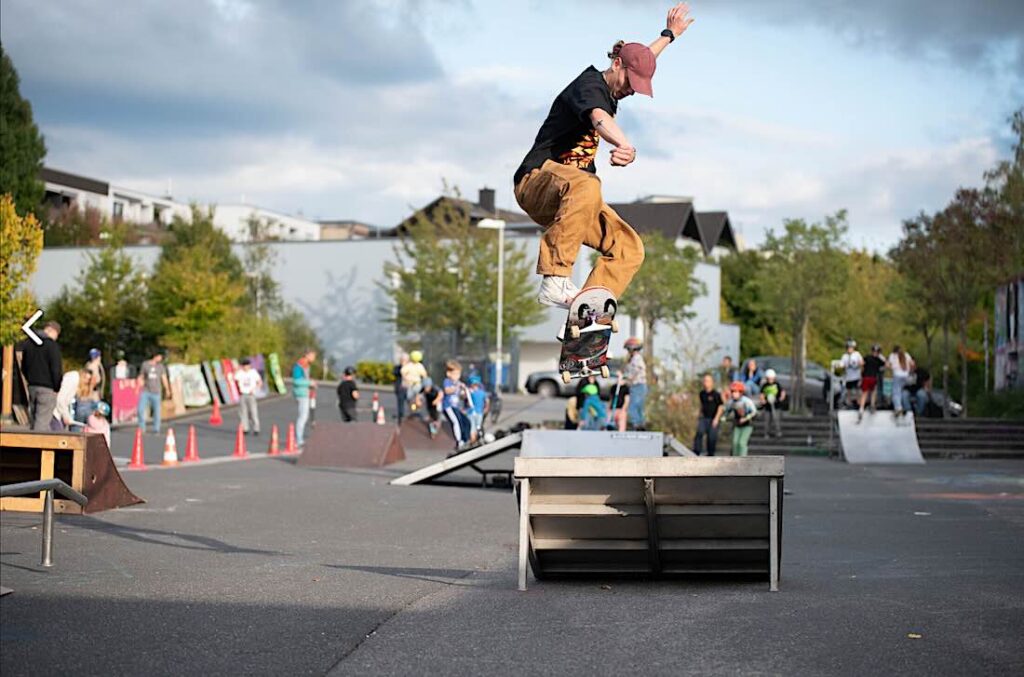 106 Städte und Gemeinden beteiligen sich an der 16. nachtfrequenz am 25./26. September Skateboarder