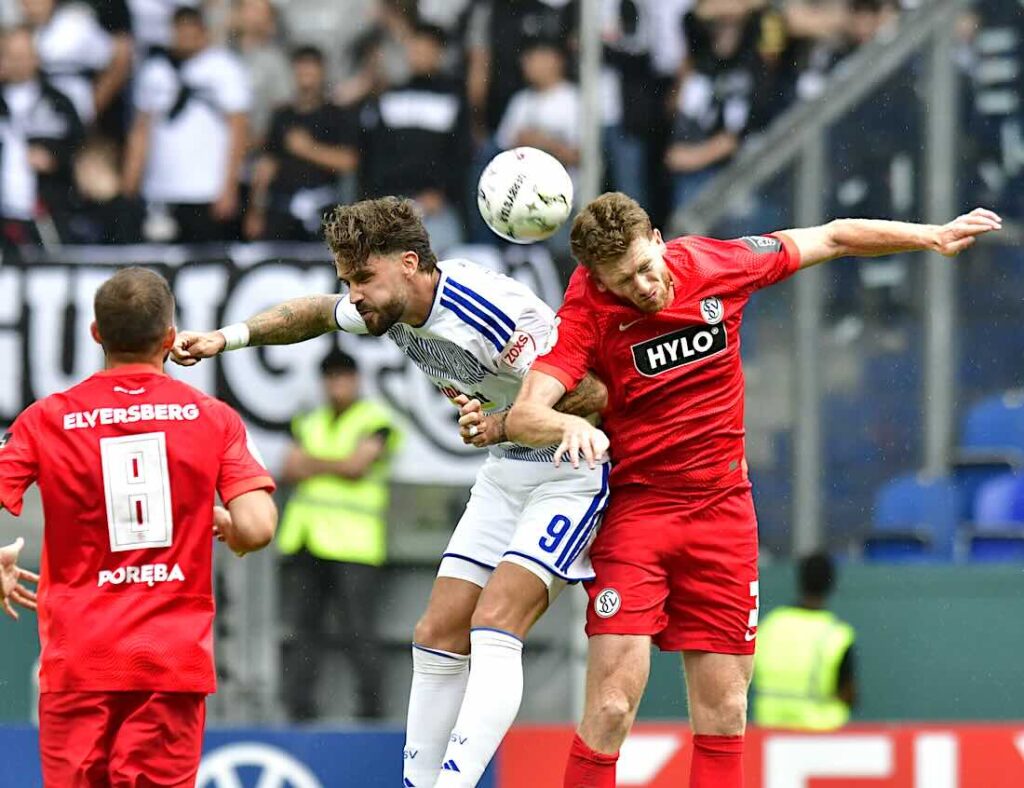 Kopfballduell