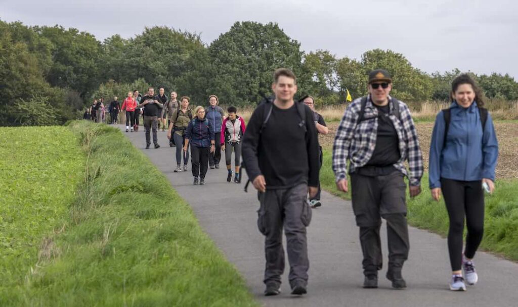 Hohe Beteiligung der der 3. Ausgabe des Hiking Day Ruhr Wandergruppe